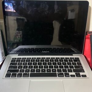 Apple MacBook Pro 13 - Sleek Gray w/charger